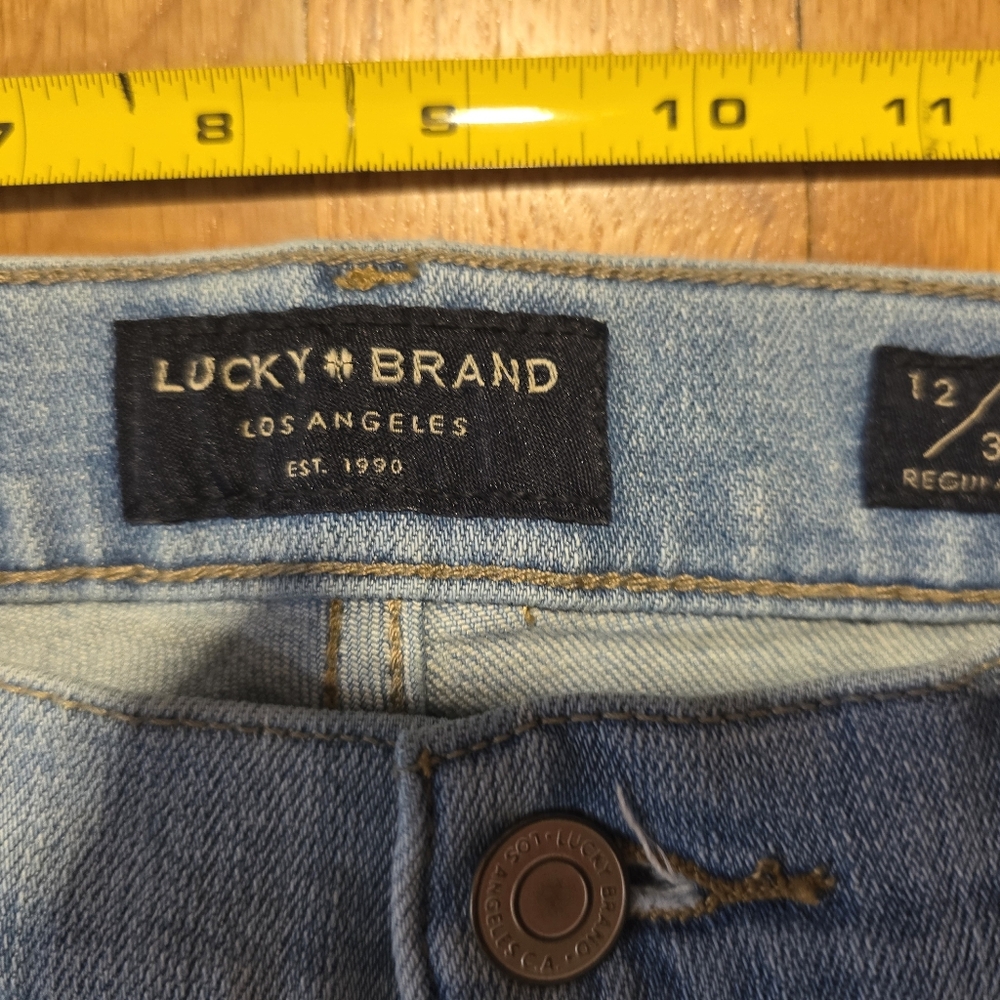 Lucky Brand Women's Light Blue Boot Cut Jeans - Picture 3 of 8